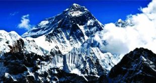 माऊंट एव्हरेस्टची उंची का वाढतेय?