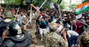 जंतरमंतरवर पुन्हा लाठीचार्ज