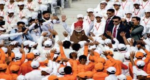 प्रचाराच्या पलीकडचे वास्तव