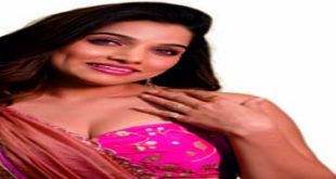 जान्हवीने केली बिसलेरीने आंघोळ